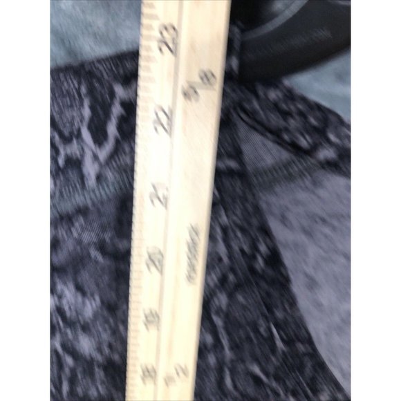 Rails EMILIA Snake Skin Print Woman’s Long Sleeve Top Charcoal Gray Sz XS - Picture 16 of 16